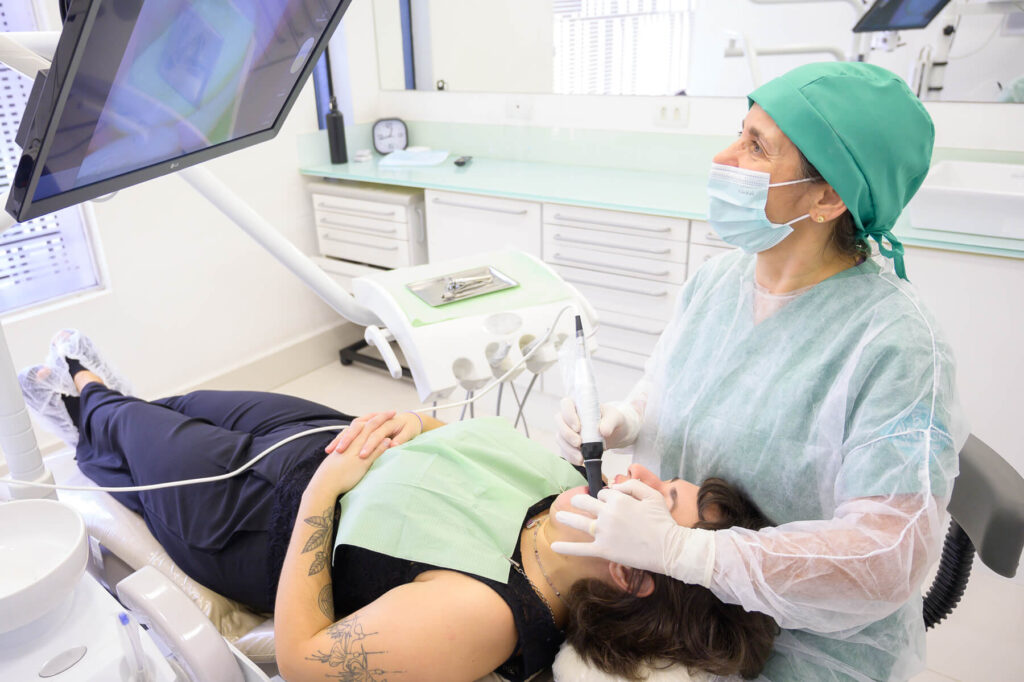 Aregi Frequência no dentista